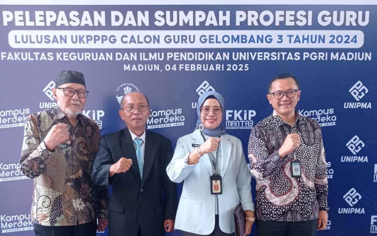 SINERGIS: Plt Direktur PPG Ferry Maulana Putra, Kepala Dinas Pendidikan Kota Madiun Lismawati, Rektor Unipma Supri Wahyudi Utomo, dan Ketua PPLP PT PGRI Madiun Imam Sujudi berfoto bersama.