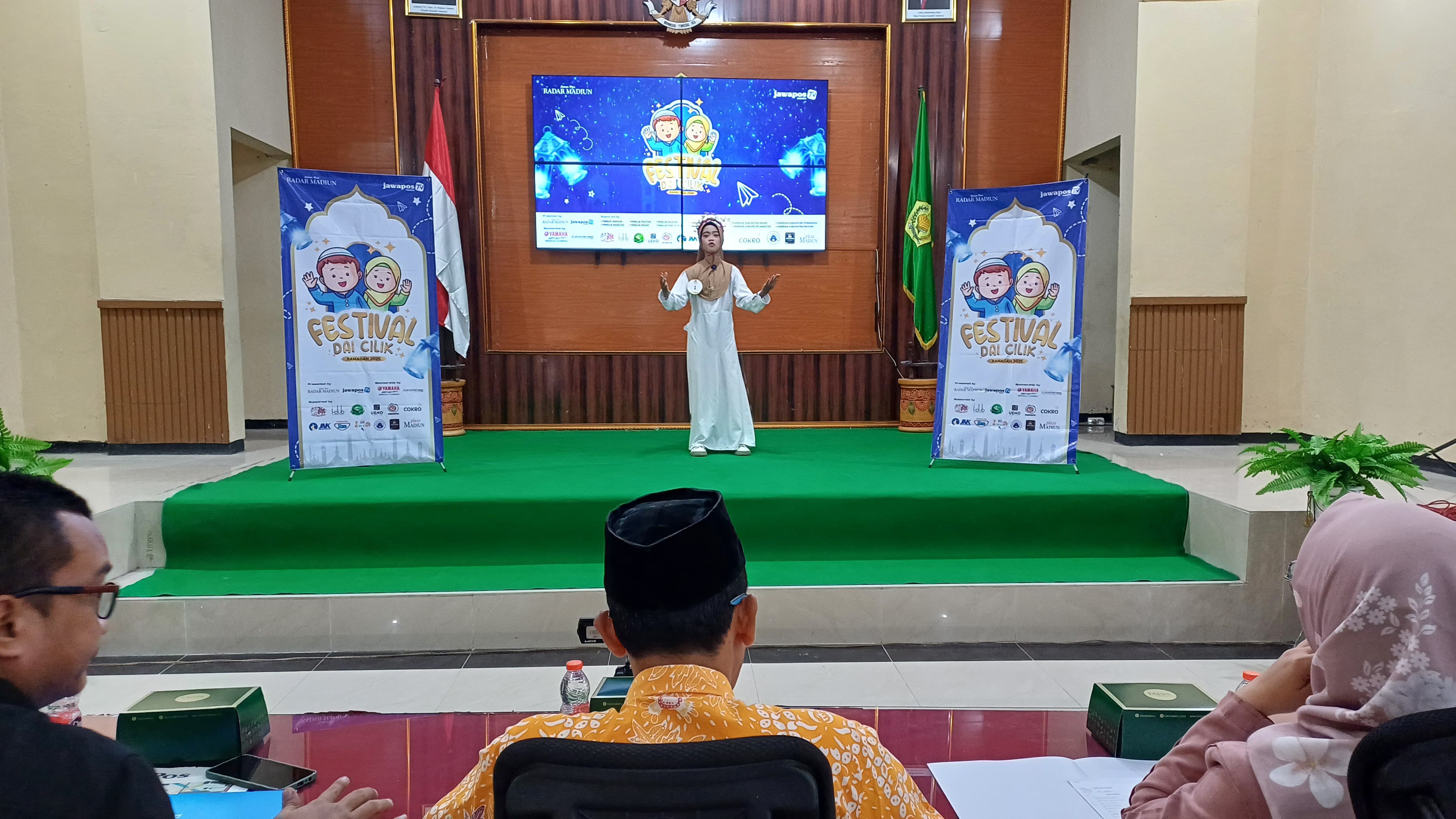 Penampilan salah satu peserta audisi Festiva Dai Cilik Ramadan 2025 di Kabupaten Madiun, Kamis 6 Februari 2025.