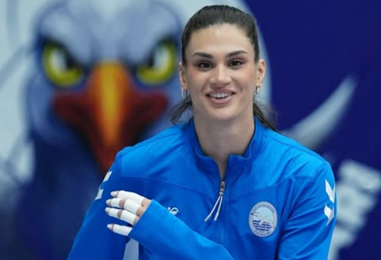 Tara Taubner didatangkan dari klub Sanyer Belediyespor.