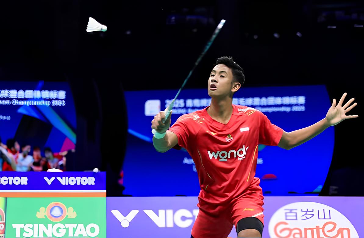 Alwi Farhan sumbang poin di tunggal putra.