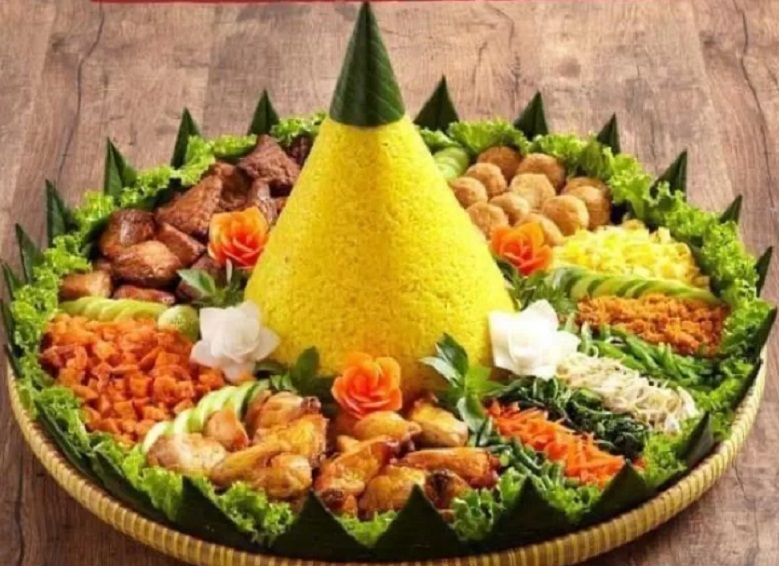 ILUSTRASI: Tumpeng sega kuning. (DOKUMEN/RADAR JOGJA)