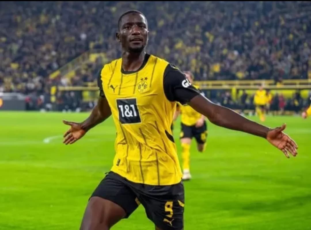 Striker Borussia Dortmund Serhou Guirassy.