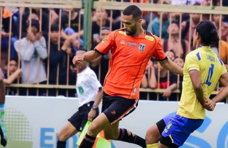 Persibo ditahan Gresik United tanpa gol.