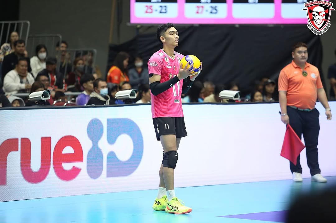 Doni Haryono, outside hitter Indonesia, kini bermain untuk Nakhon Ratchasima VC di Thailand.