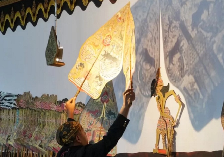ILUSTRASI: Pamentasan wayang kulit. (DOKUMEN/RADAR SOLO)