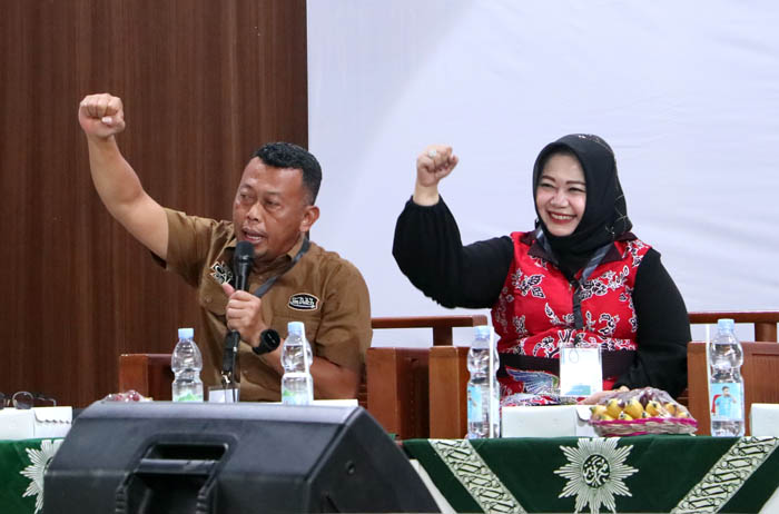 Lisdyarita ditunjuk sebagai Plt Bupati Ponorogo usai Sugiri Sancoko ditetapkan tersangka korupsi dan suap jabatan.