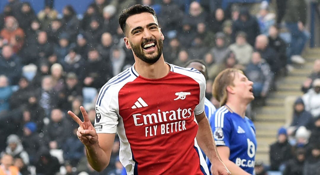 Arteta mendapat kritikan selalu memainkan Merino, untuk lawan PSV Raheem Sterling dinilai lebih tepat jadi penyerang.