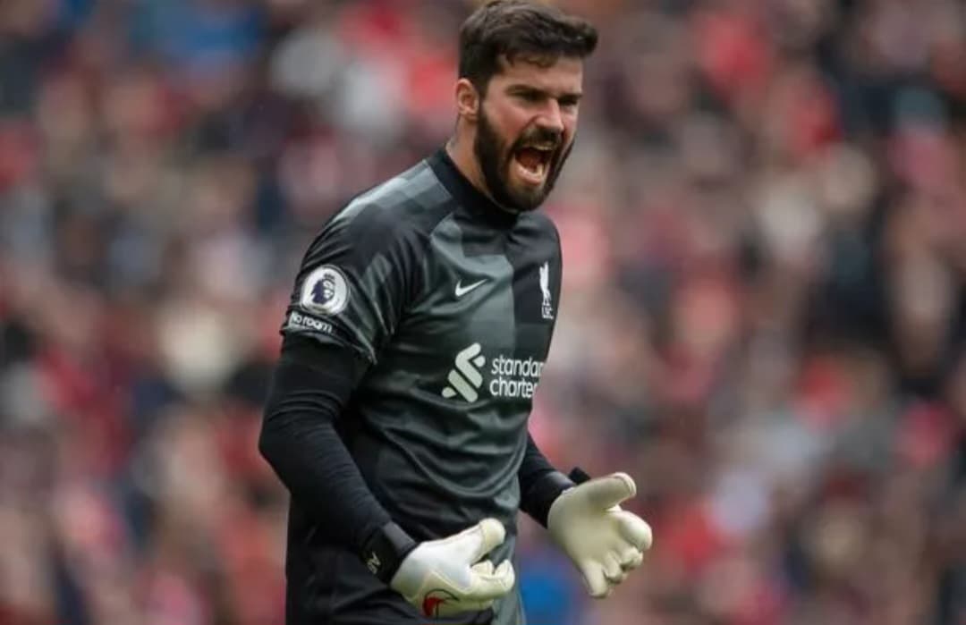 Kiper Liverpool Alisson Becker