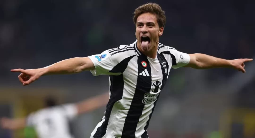 Pemain 19 tahun Kenan Yildiz menyelamatkan Juventus dari kekalahan lewat dua golnya saat imbang 4-4 dengan Inter Milan pada pekan ke-9 Serie A Italia di San Siro.