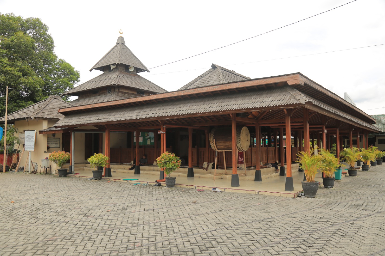 Masjid Besar Kuno Taman. FOTO: BAGAS BIMANTARA/RADAR MADIUN