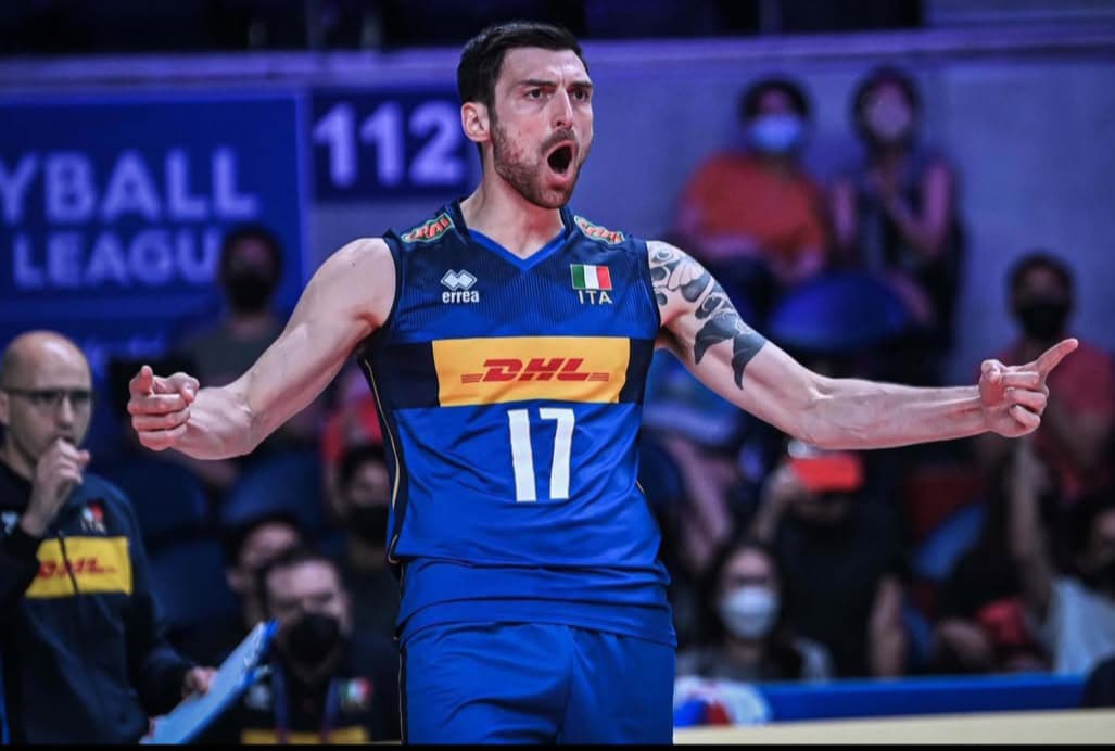 Aksi Simone Anzani di lapangan