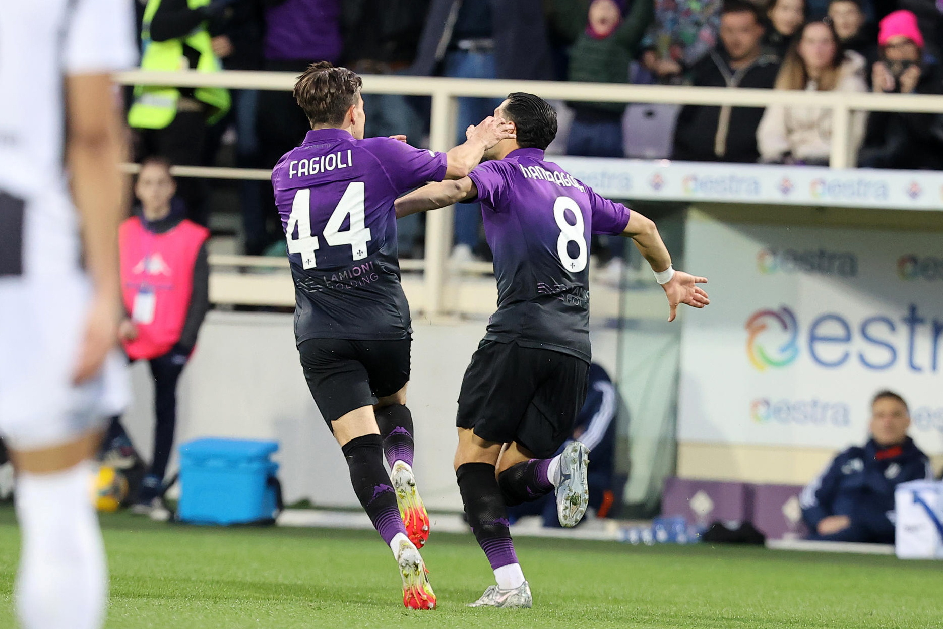 Rolando Mandragora menyumbang satu gol bagi Fiorentina saat menang atas Juventus di Artemio Franchi tadi malam. FOTO: Twitter Chiringuito Champions