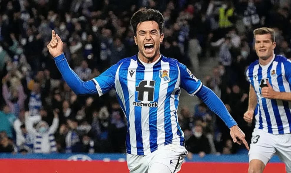 Gelandang Real Sociedad, Martin Zubimendi.