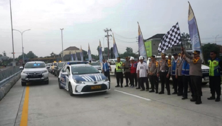 SIMBOLIS: Tol Solo-Jogja segmen Klaten-Prambanan dibukak fungsional. (DOKUMEN/RADAR SOLO)