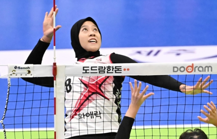 Megawati Hangestri saat masih membela Red Sparks.