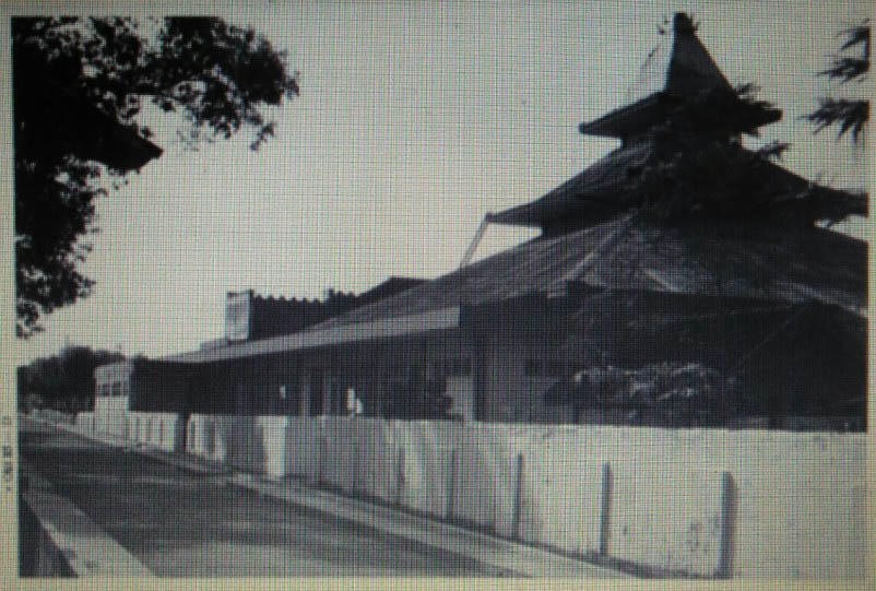 DULU: Masjid Gedhe mempertahankan arsitektur joglo khas Jawa selama ratusan tahun, sebelum akhirnya dibongkar total pada 2007.