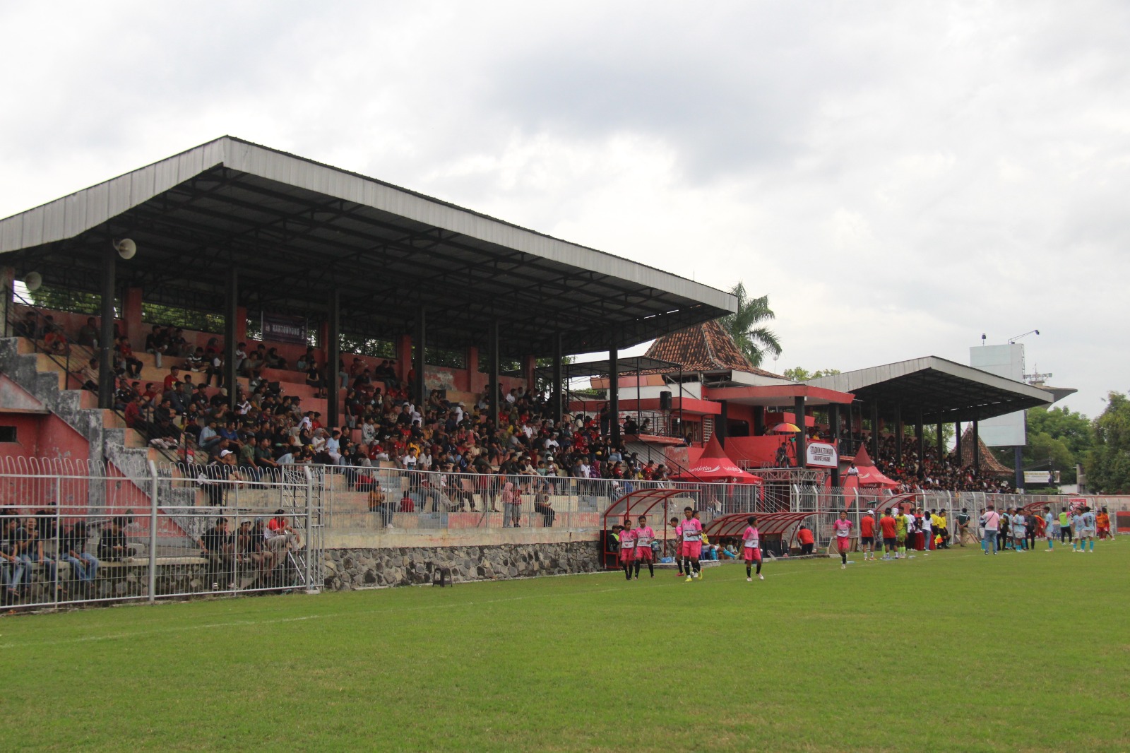Stadion Ketonggo, Ngawi menjadi salah satu venue babak 64 besar Liga 4 Nasional pada musim ini. FOTO: DOK RADAR MADIUN