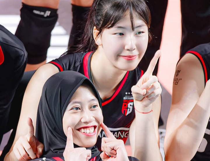 Jung Ho Young dan Megawati saat masih bermain bersama di Red Sparks.
