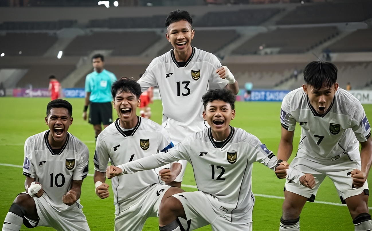 Timnas Indonesia finis teratas.