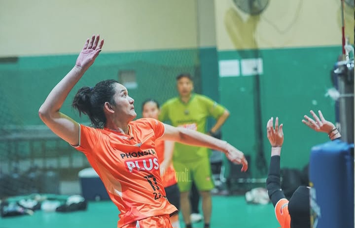 Pemain Gresik Petrokimia intens latihan jelang final four.