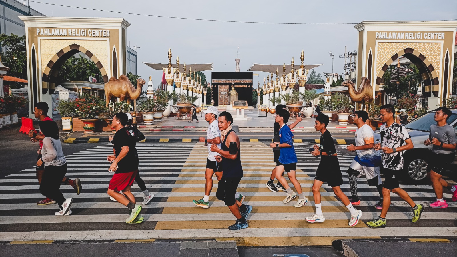 Sejumlah anggota Komunitas Madiun Runners saat olahraga lari beberapa waktu lalu.