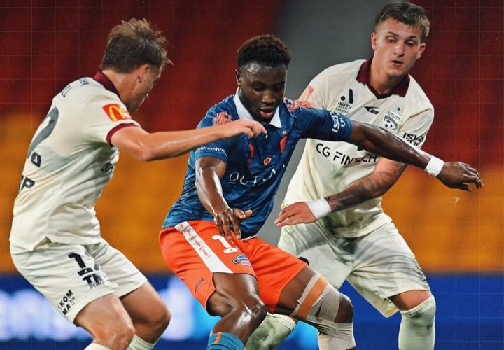 Brisbane Roar ditahan Adelaide United 1-1.