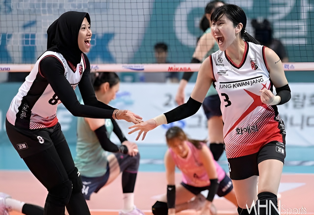 Yeum Hye Seon bersama Megawati Hangestri.