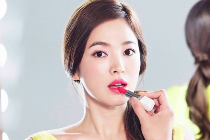 Ilustrasi rekomendasi lipstik matte Korea.