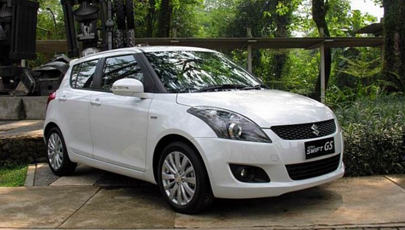 Suzuki Swift masih banyak dicari karena desain dan kenyamanannya. Harganya juga cukup terjangkau.