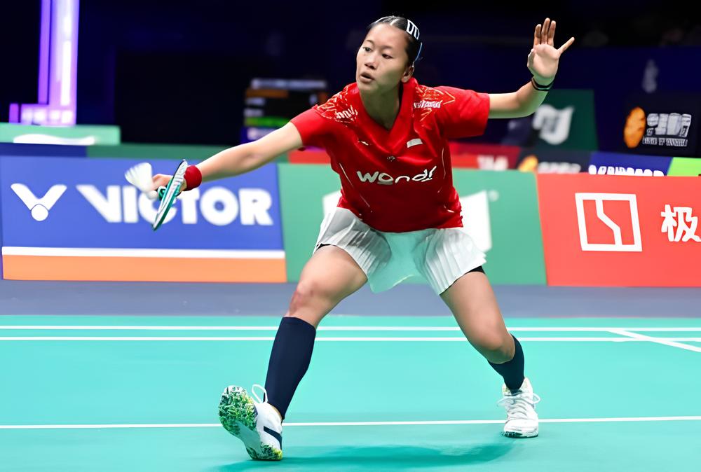 Putri KW kemarin mengalahkan Pusarla Sindhu.