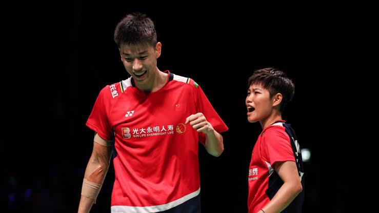 Feng/Huang menang atas ganda campuran Korea.