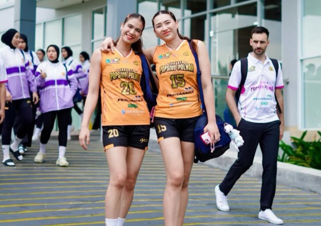 Shella dan Yolla dari Popsivo Polwan bakal berjuang di grand final Proliga 2025.