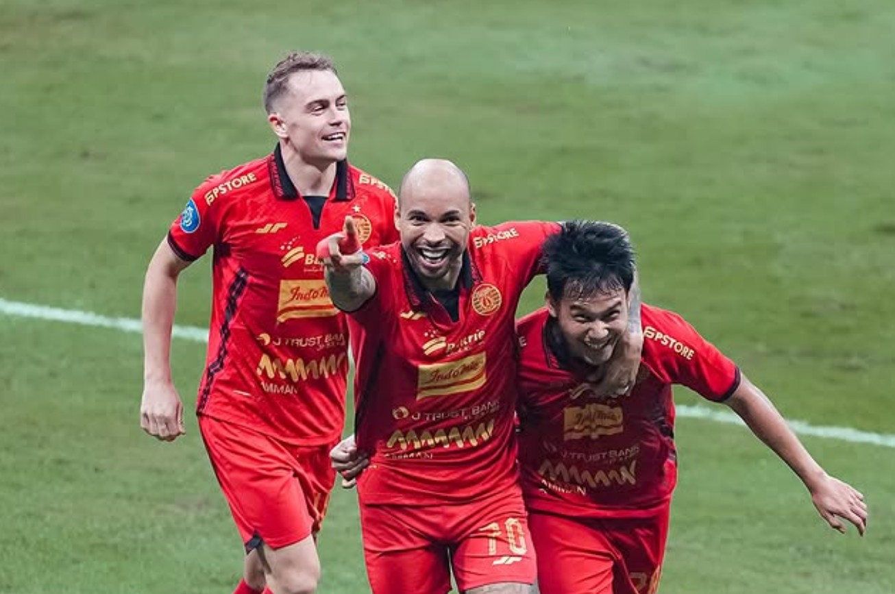 Para pemain Persija merayakan gol ke gawang Bali United di lanjutan Liga 1.