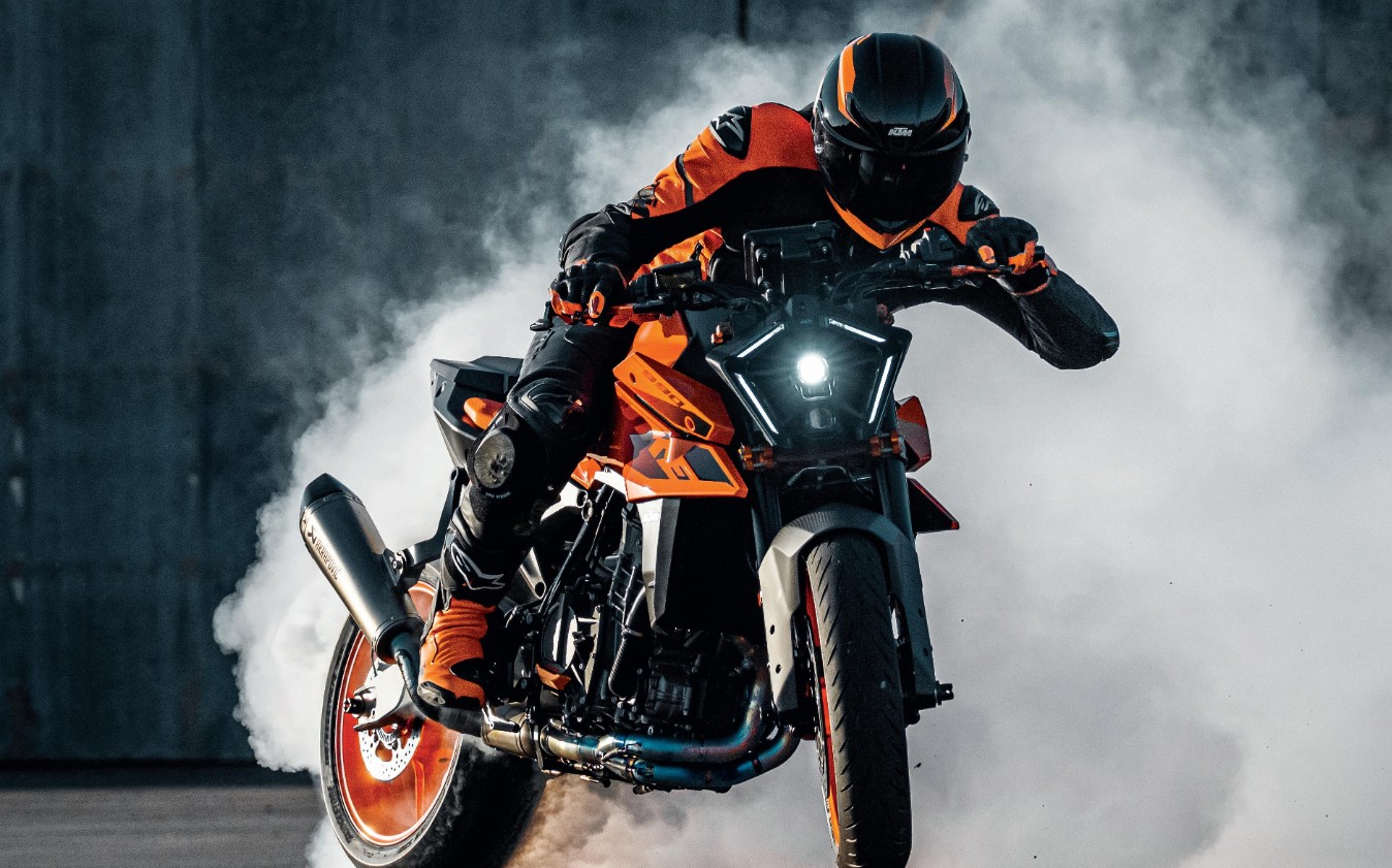 KTM terbelit masalah keuangan. Ribuan karyawan kena PHK massal.