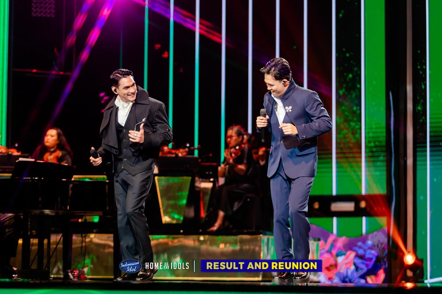 Fajar Noor duet bareng Afgan di malam puncak Indonesian Idol 2025.