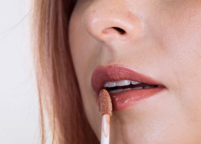 Ilustrasi rekomendasi lipstik glossy untuk pemula yang harganya terjangkau.