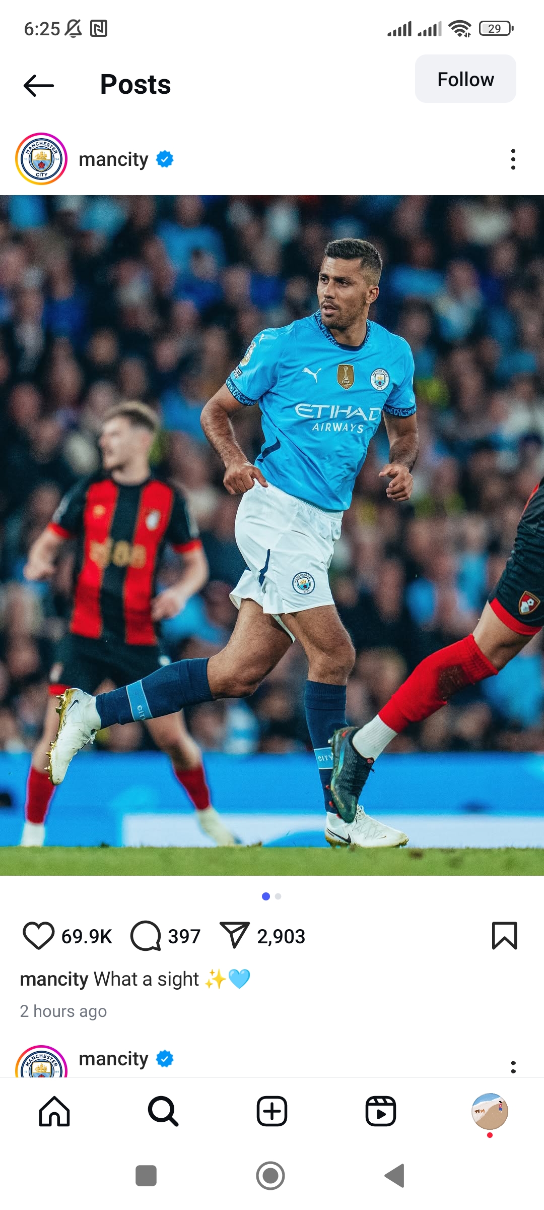 Gelandang Manchester City Rodri kembali bermain usai cedera. Namanya masuk bursa transfer Real Madrid.