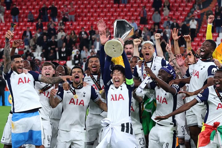 Spurs kampiun Liga Europa.