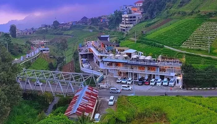 Rekomendasi Cafe Hits Tawangmangu
