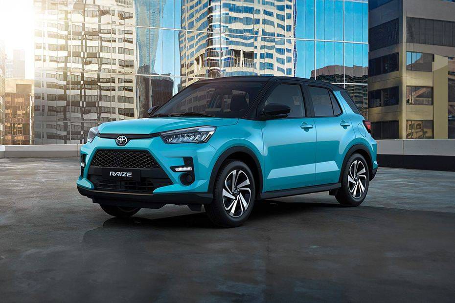 Toyota Raize jadi pesaing langsung Suzuki Fronx di tahun 2025.