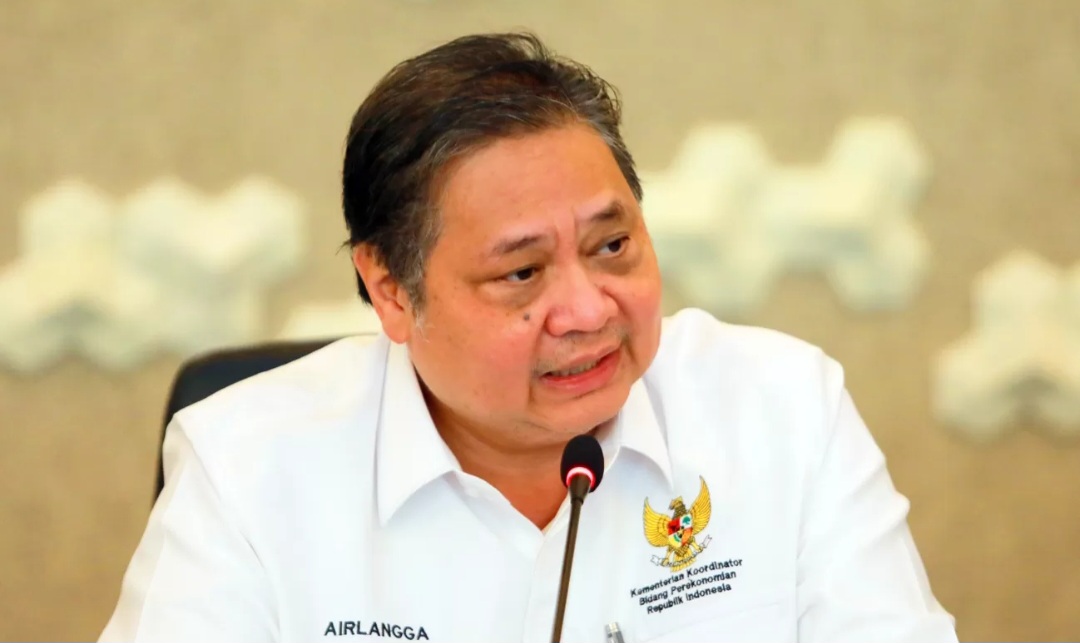 Menteri Koordinator Bidang Perekonomian Airlangga Hartarto mengumumkan bahwa pemerintah memberikan 6 stimulus kepada rakyat.