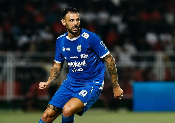 Tyronne del Pino.