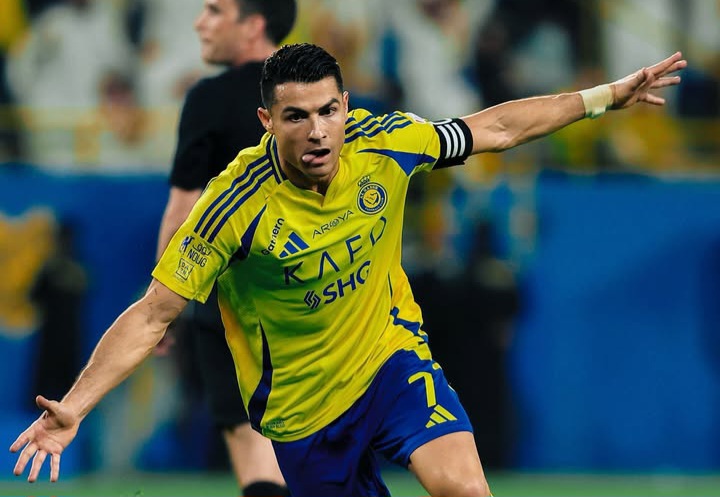 Ronaldo top skor musim ini.