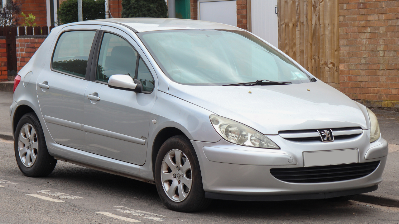 Peugeot 307 Diesel 1.6 HDi jadi incaran karena hemat bahan bakar dan performanya masih layak diandalkan.