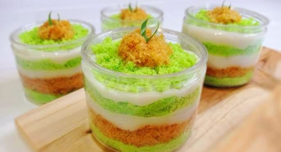 Cake Klepon, dissert kekinian yang lagi viral.