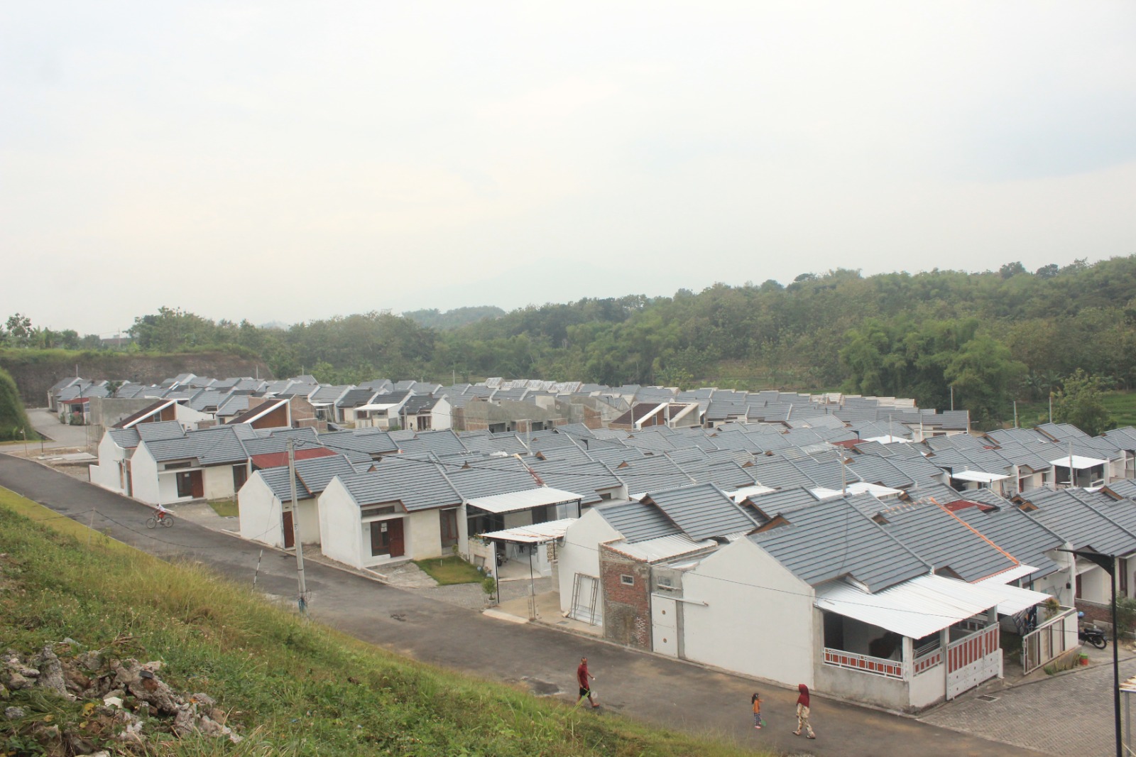 Program rumah untuk masyarakat berpenghasilan rendah (MBR) dari Presiden Prabowo masih belum jelas alokasinya di daerah. ILUSTRASI FOTO: DOK RADAR MADIUN