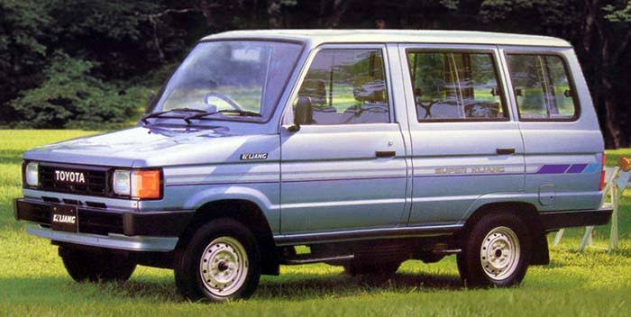 Kijang Super bermesin 5K terkenal karena keandalan dan efisiensi BBM yang masih masuk akal di era modern.