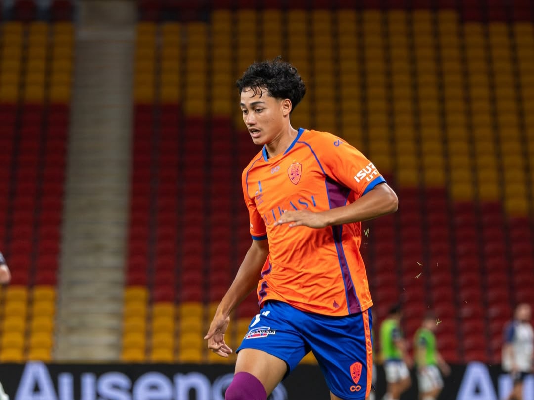 Penyerang Timnas Indonesia Rafael Struick saat masih berseragam Brisbane Roar.