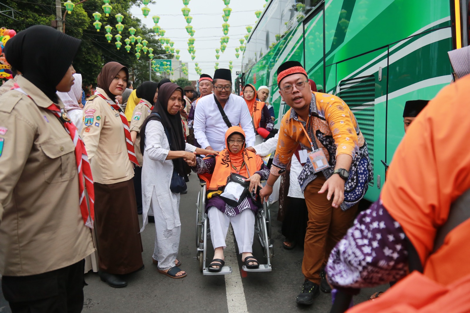 Seluruh jemaah haji asal Kota Madiun menggunakan visa reguler. Tidak ada satu pun yang berangkat melalui jalur furoda. FOTO: BAGAS BIMANTARA/RADAR MADIUN