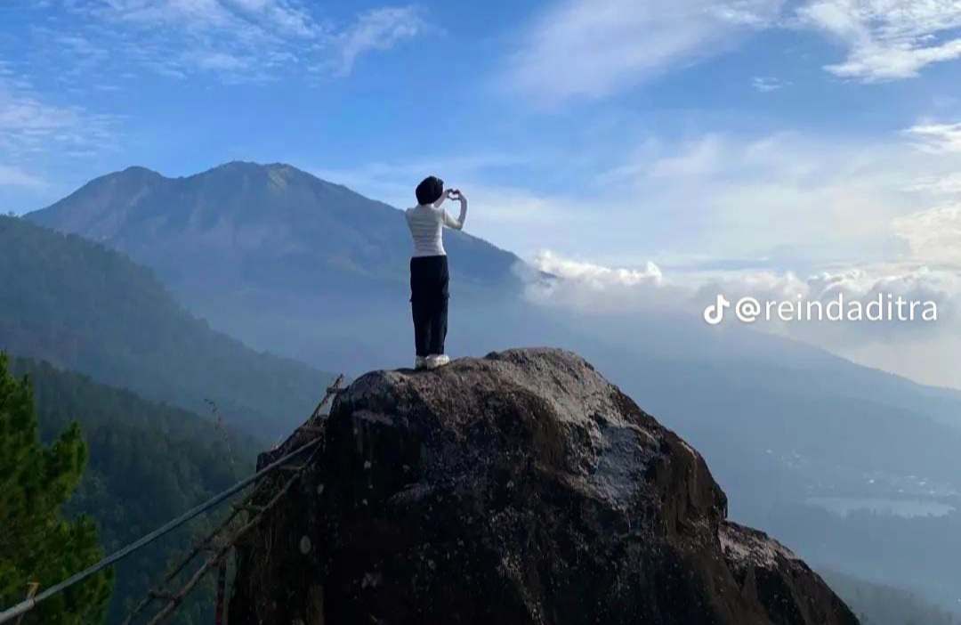 Gunung Kendhil Magetan cocok untuk pendaki pemula.